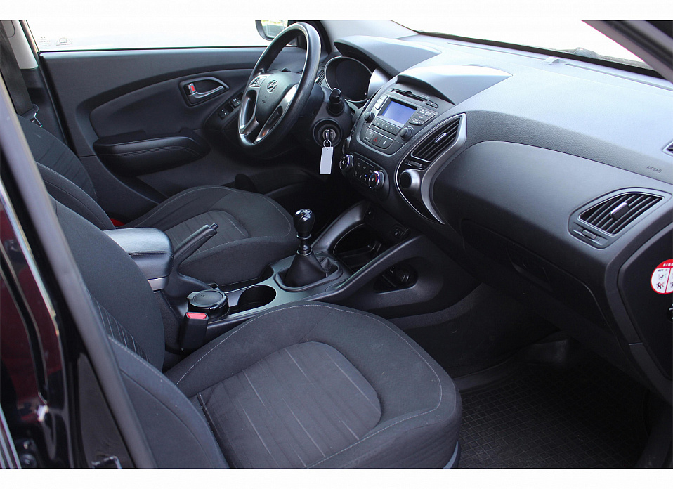 Hyundai ix35, I 2.0 MT (150 л.с.)