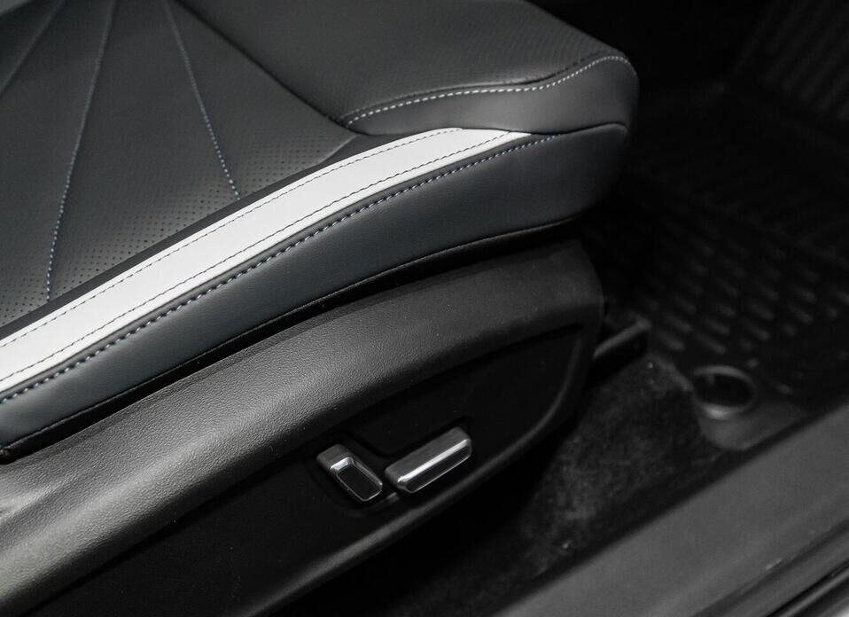 Geely Atlas, II 2.0 AT (200 л.с.) 4WD