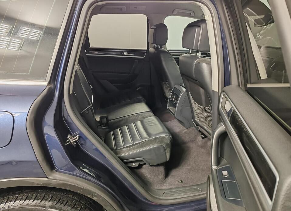 Volkswagen Touareg, II 3.0d AT (245 л.с.) 4WD