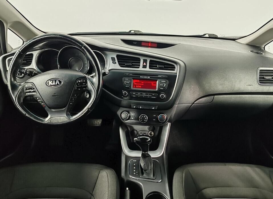 Kia Ceed, II 1.6 AT (129 л.с.)