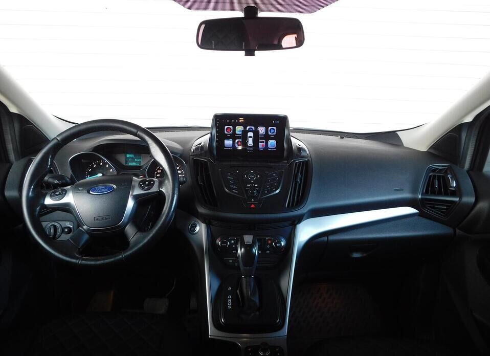 Ford Kuga 2.5 AT (150 л.с.)