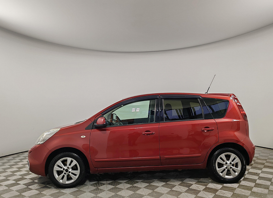 Nissan Note, I Рестайлинг 1.6 AT (110 л.с.)