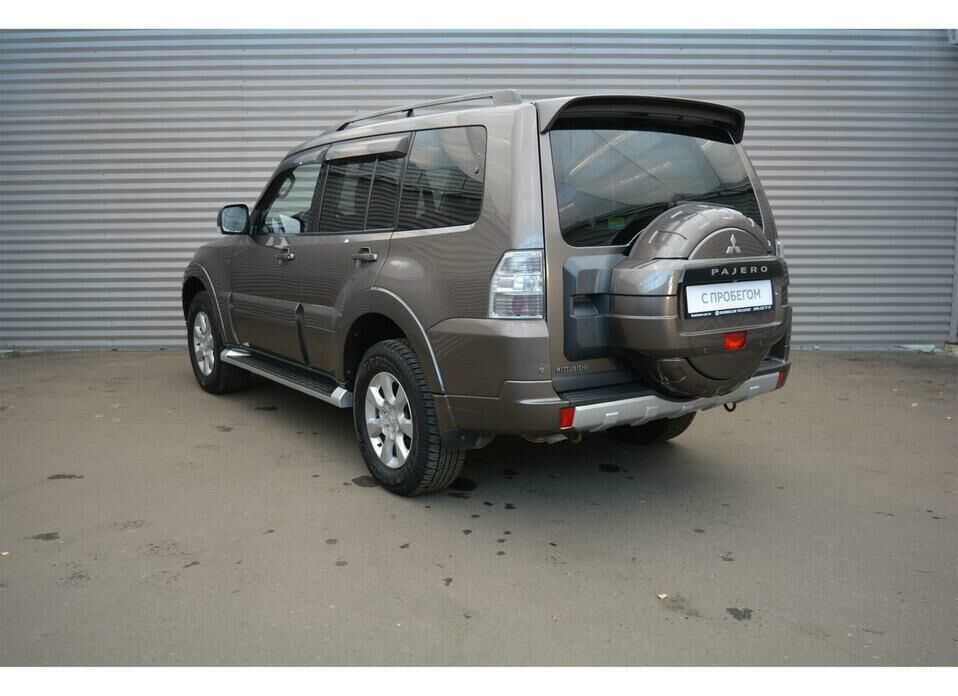 Mitsubishi Pajero 3.0 AT (178 л.с.) 4WD