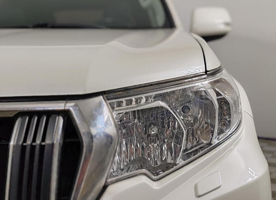 Toyota Land Cruiser Prado, 150 Series Рестайлинг 3 2.8d AT (200 л.с.) 4WD