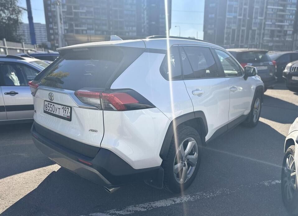 Toyota RAV4, V (XA50) 2.5 AT (199 л.с.) 4WD
