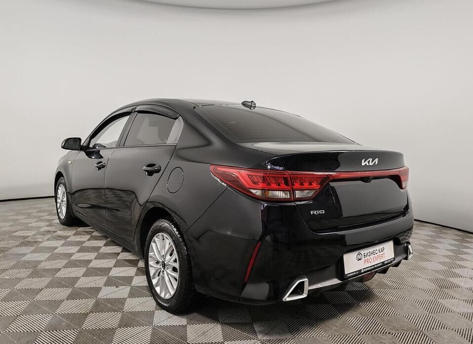 Kia Rio, IV Рестайлинг 1.6 AT (123 л.с.)