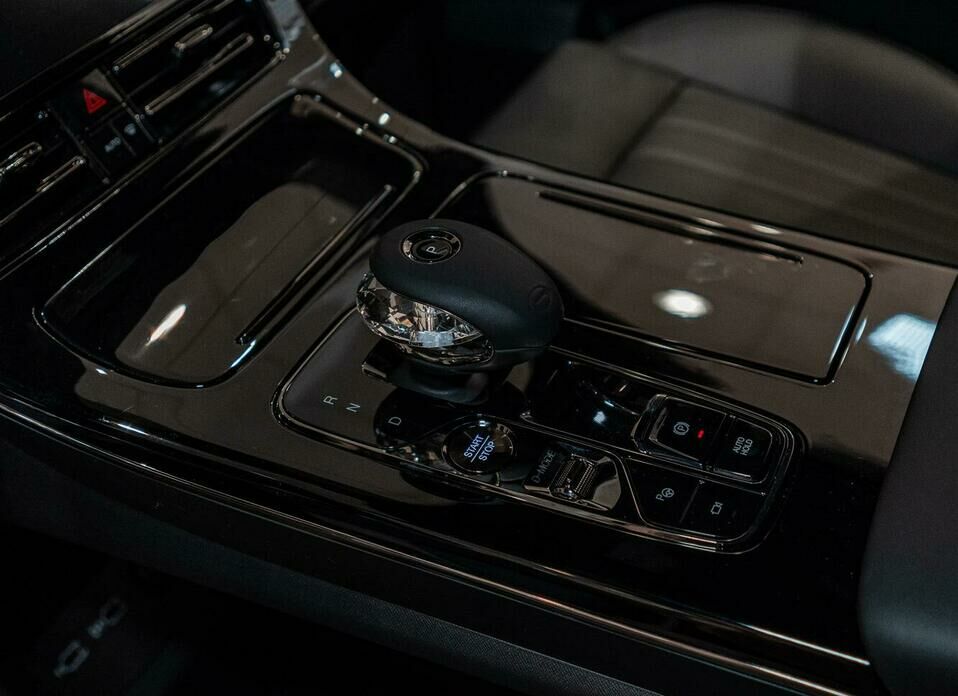 GAC M8 2.0 AT (231 л.с.)