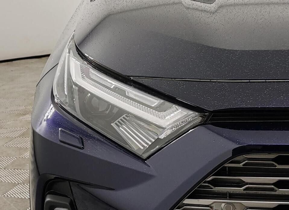 Toyota RAV4, V (XA50) 2.0 CVT (173 л.с.) 4WD