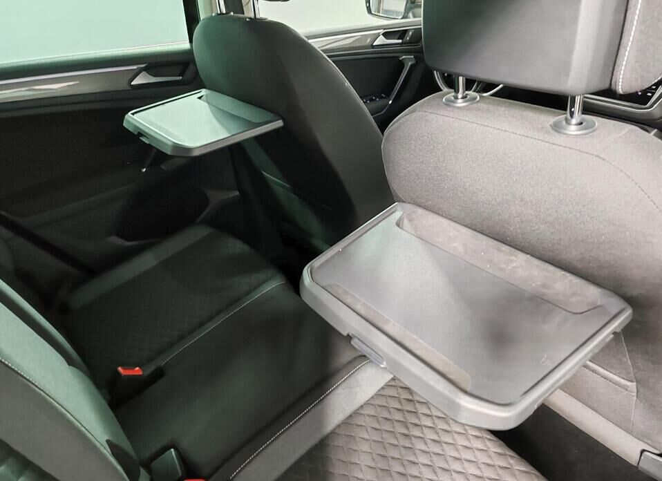 Volkswagen Tiguan, II 2.0d AMT (150 л.с.) 4WD