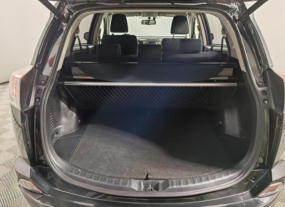 Toyota RAV4, IV (XA40) Рестайлинг 2.0 CVT (146 л.с.) 4WD