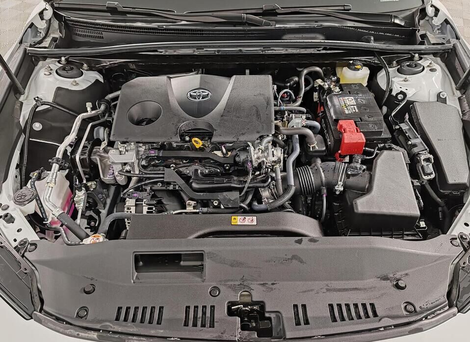 Toyota Camry, IX (XV80) China Market 2.0 CVT (173 л.с.)