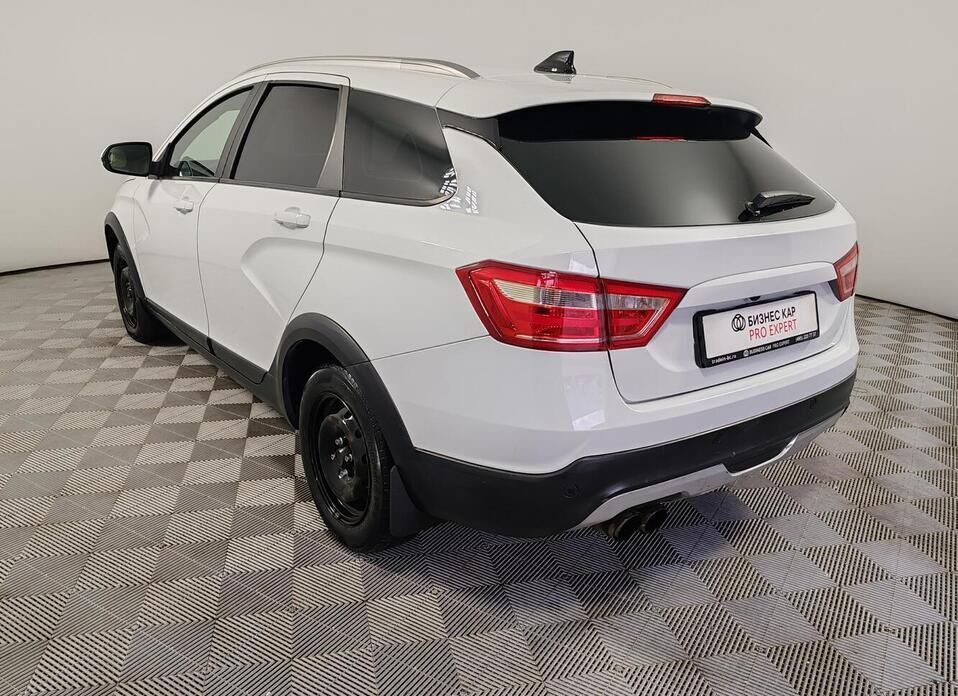 LADA (ВАЗ) Vesta SW Cross 1.8 MT (122 л.с.)