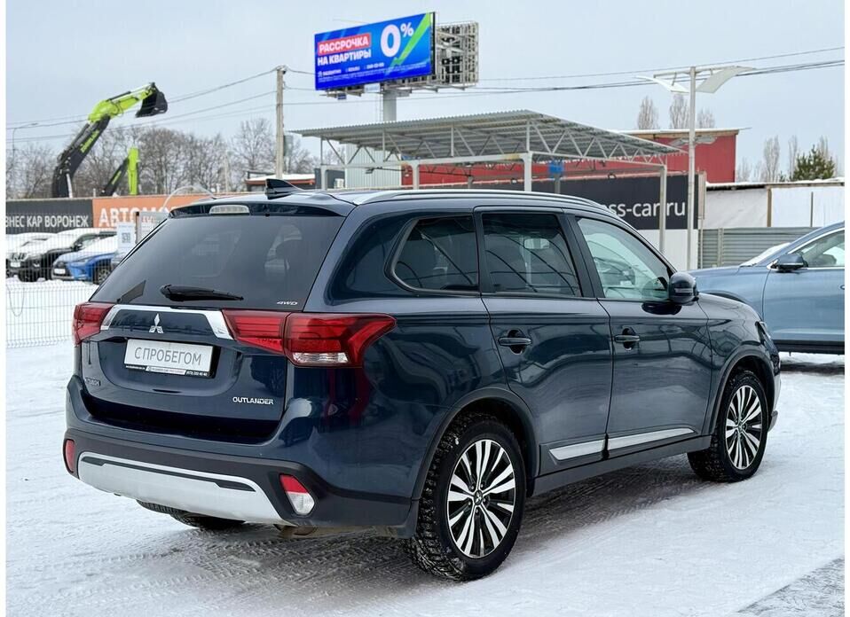Mitsubishi Outlander, III Рестайлинг 3 2.0 CVT (146 л.с.) 4WD