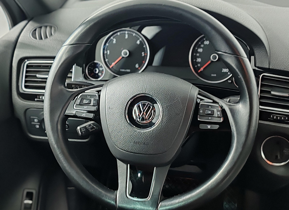 Volkswagen Touareg, II 3.0d AT (245 л.с.) 4WD