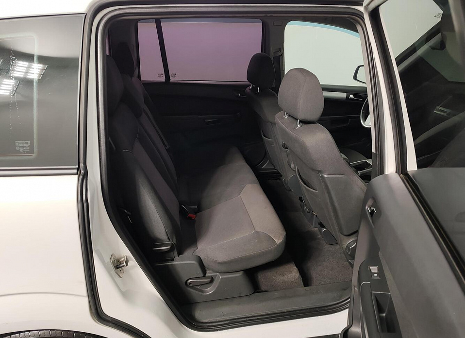 Opel Zafira, B Рестайлинг 1.8 AMT (140 л.с.)