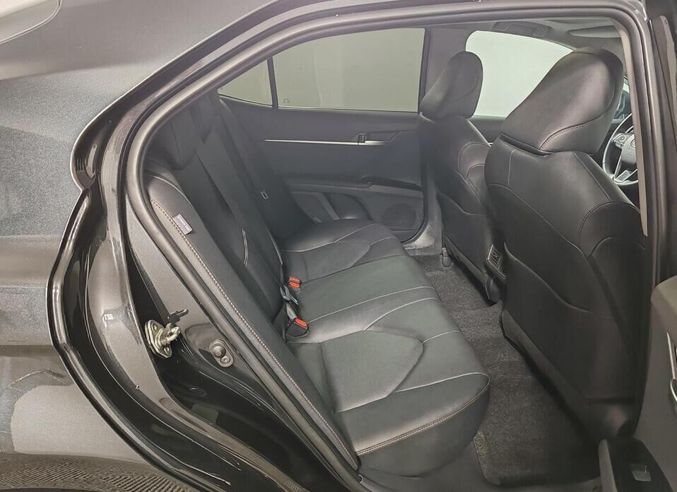 Toyota Camry, VIII (XV70) Рестайлинг 2.5 AT (209 л.с.)