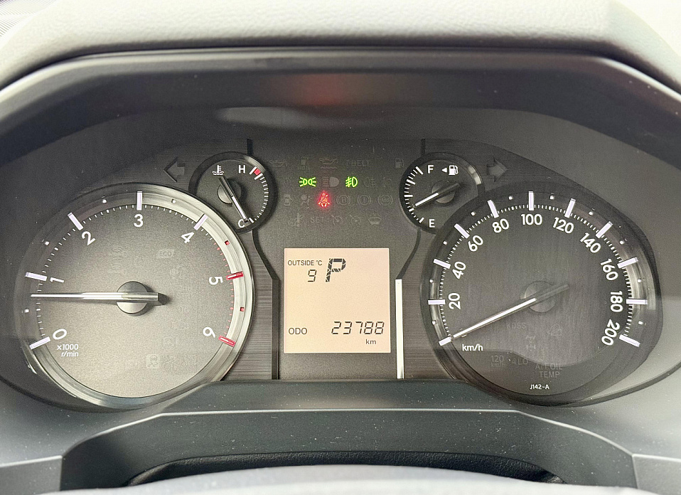 Toyota Land Cruiser Prado, 150 Series Рестайлинг 3 2.8d AT (204 л.с.) 4WD