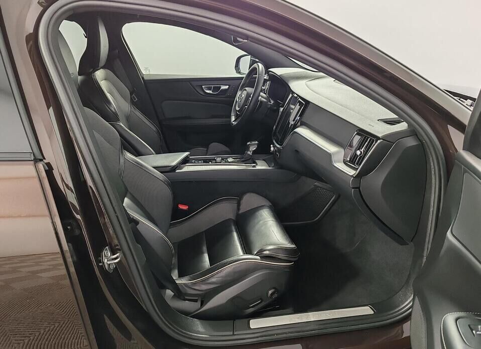 Volvo S60, III 2.0 AT (190 л.с.)