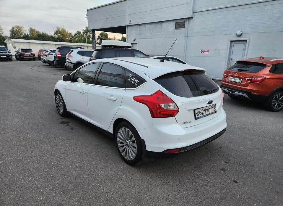 Ford Focus 1.6 AMT (125 л.с.)