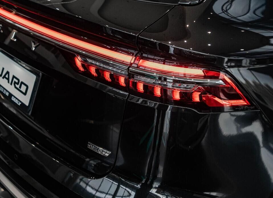 Geely Monjaro 2.0 AT (238 л.с.) 4WD