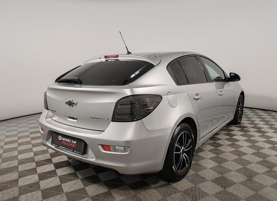 Chevrolet Cruze, I 1.6 MT (109 л.с.)