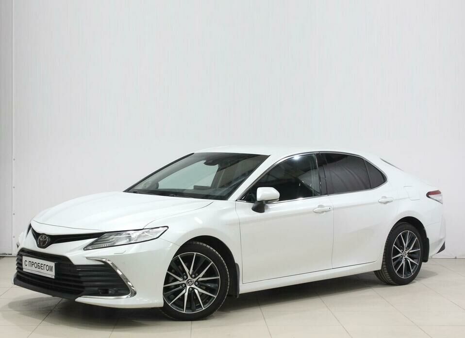 Toyota Camry 2.5 AT (200 л.с.)