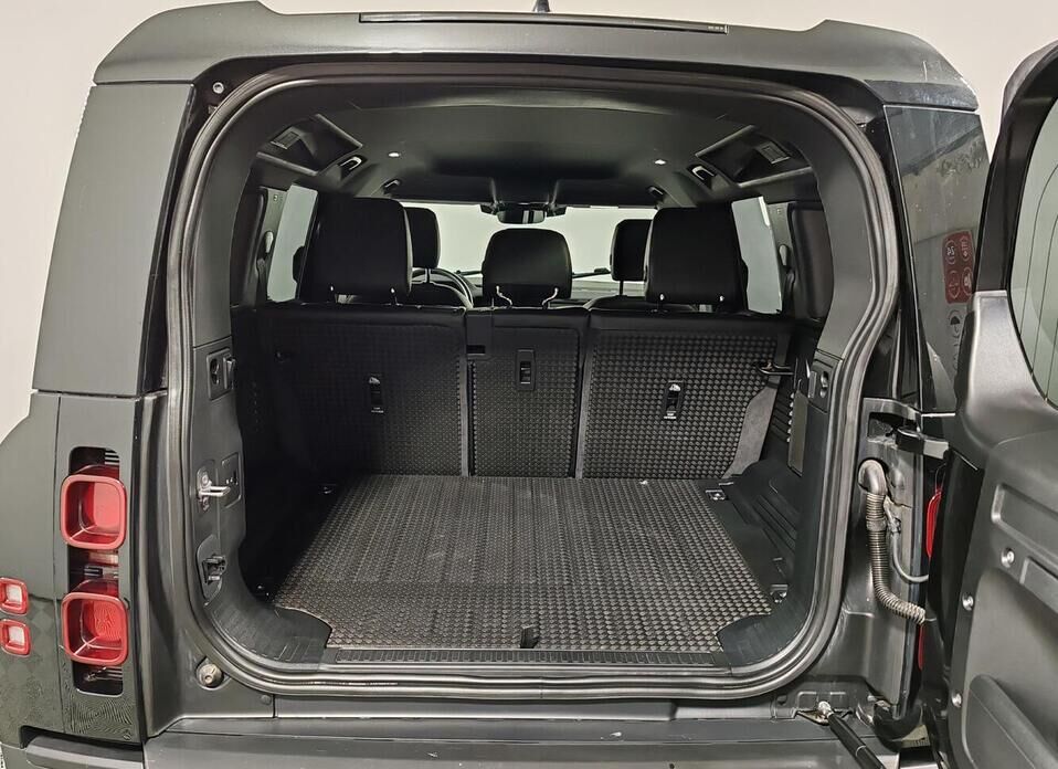 Land Rover Defender, II 110 2.0d AT (200 л.с.) 4WD