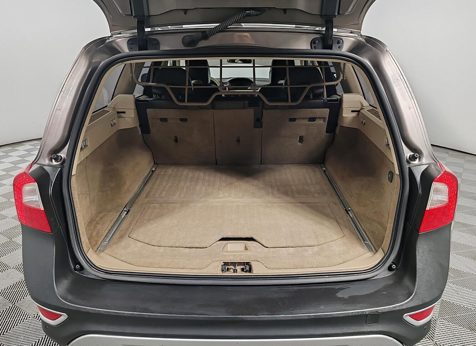 Volvo XC70, II 2.4d AT (163 л.с.) 4WD