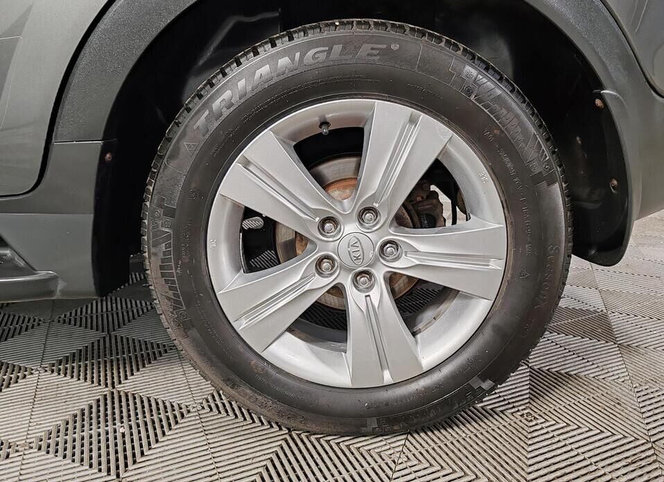Kia Sportage 2.0 AT (150 л.с.) 4WD