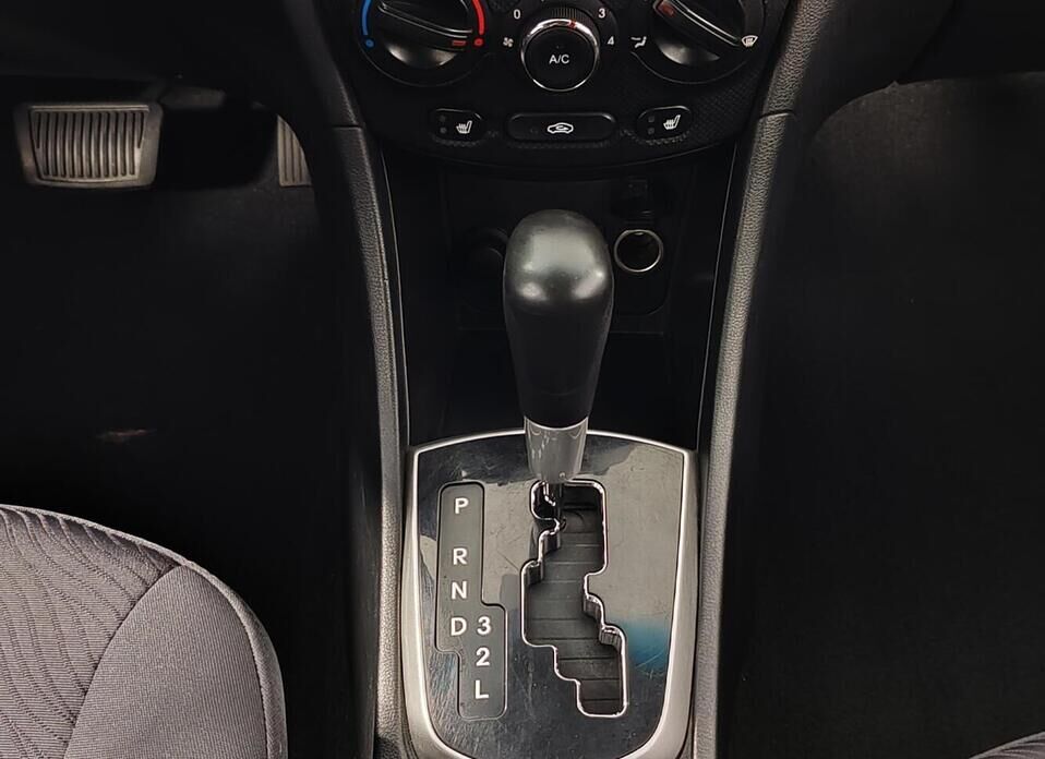 Hyundai Solaris 1.6 AT (123 л.с.)