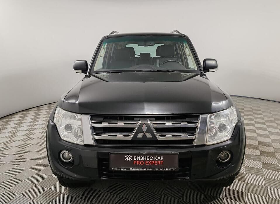 Mitsubishi Pajero, IV Рестайлинг 2 3.0 AT (178 л.с.) 4WD