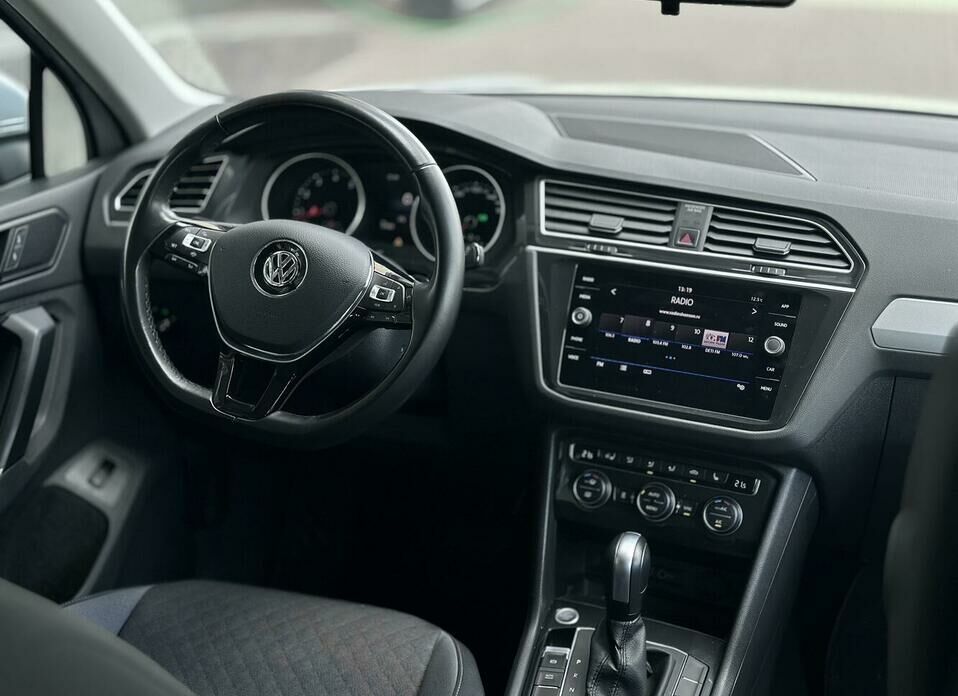 Volkswagen Tiguan 1.4 AMT (150 л.с.)