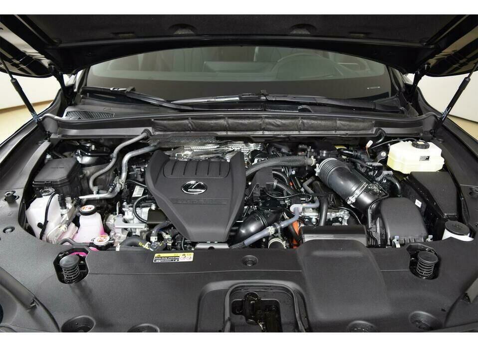 Lexus RX 500h 2.4hyb AT (371 л.с.) 4WD