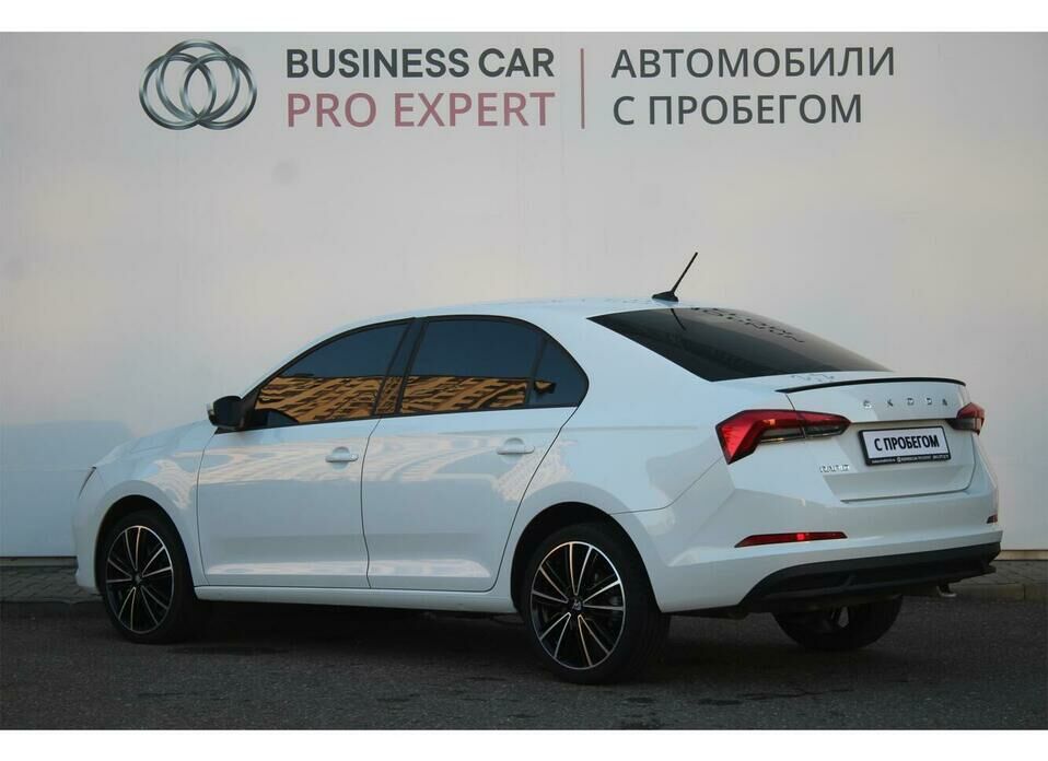 Skoda Rapid 1.6 AT (110 л.с.)