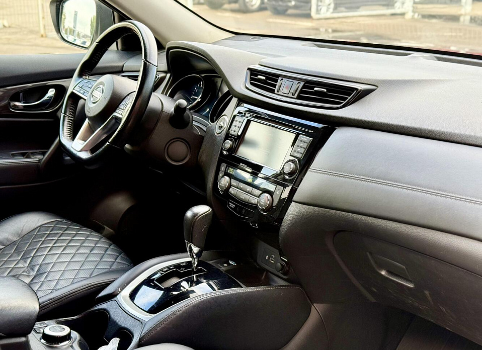 Nissan X-Trail, III Рестайлинг 2.0 CVT (144 л.с.) 4WD