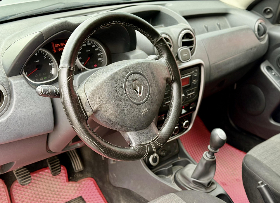 Renault Duster, I 1.6 MT (102 л.с.) 4WD