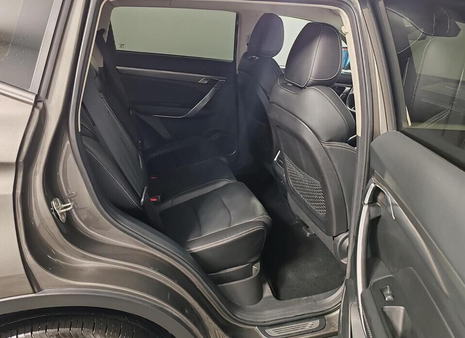 Geely Atlas Pro 1.5 AT (177 л.с.)
