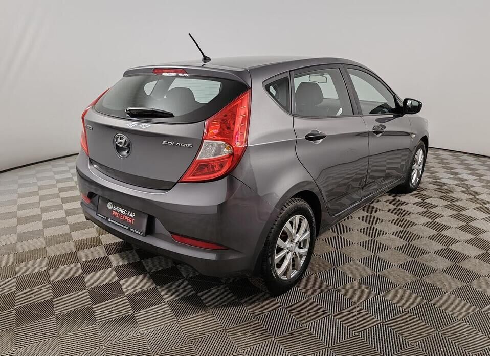 Hyundai Solaris, I Рестайлинг 1.6 AT (123 л.с.)