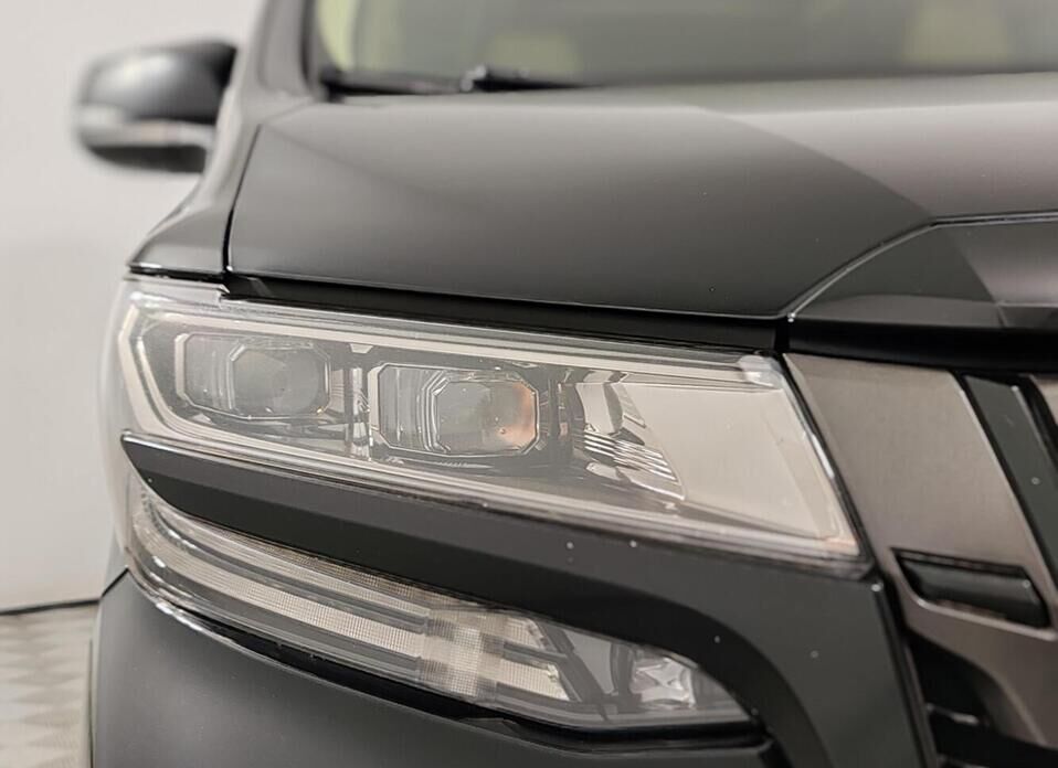 Toyota Alphard, III Рестайлинг 3.5 AT (300 л.с.)