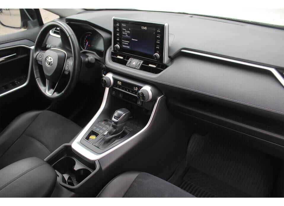 Toyota RAV4 2.5 AT (199 л.с.) 4WD