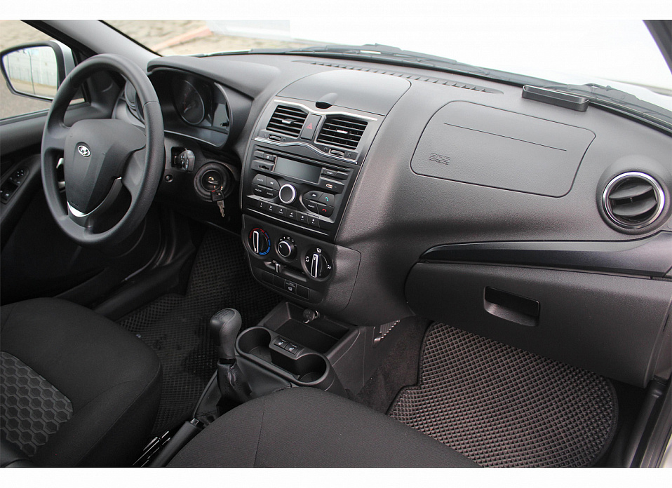 LADA (ВАЗ) Granta, I Рестайлинг Euro-2 1.6 MT (90 л.с.)