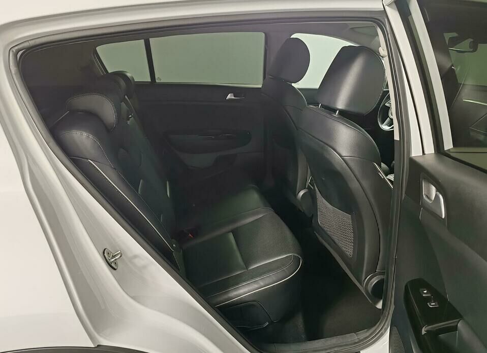 Kia Sportage 2.4 AT (184 л.с.) 4WD