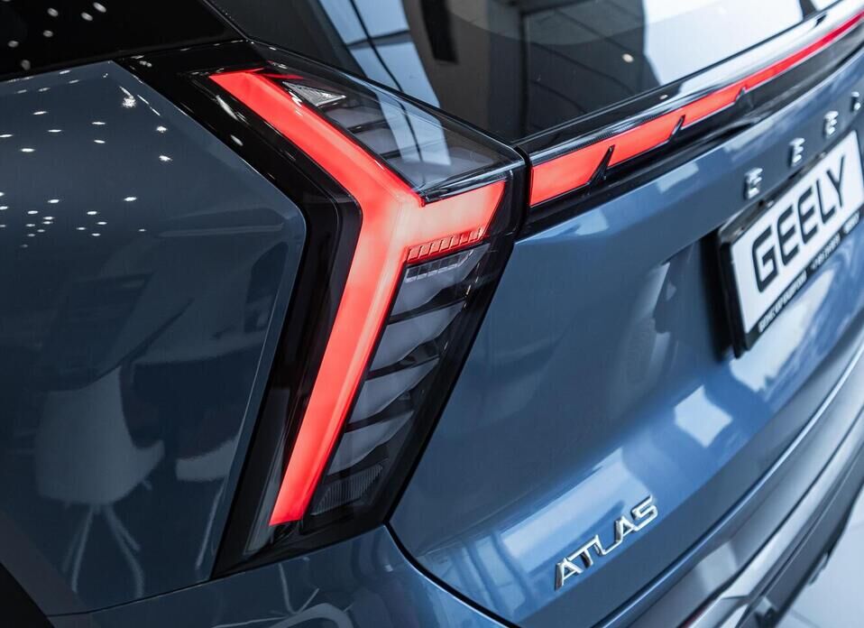 Geely Atlas, II 2.0 AT (200 л.с.) 4WD