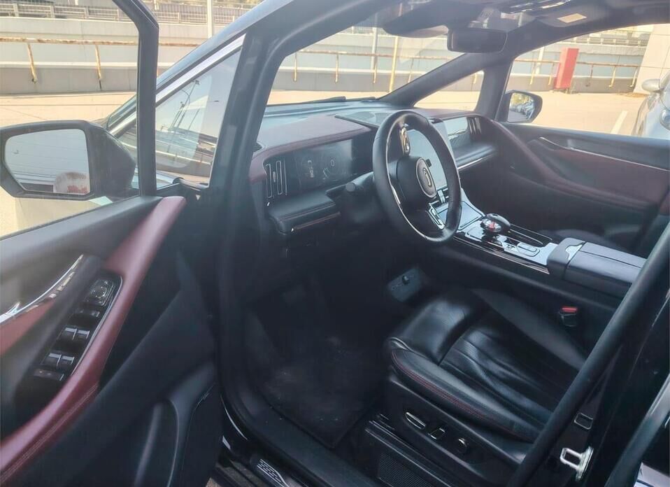 GAC Trumpchi M8, II Master Edition 2.0 AT (231 л.с.)