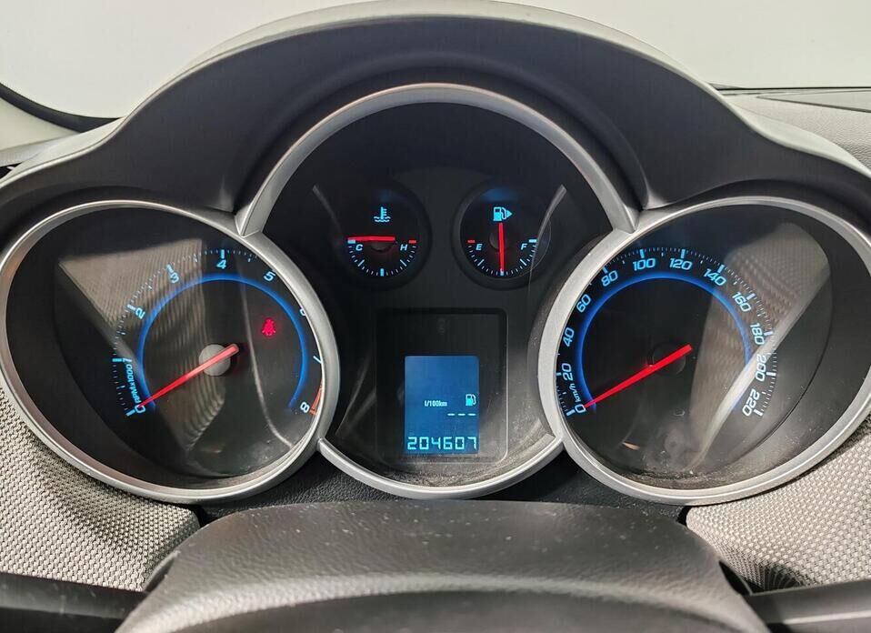 Chevrolet Cruze, I 1.6 MT (109 л.с.)