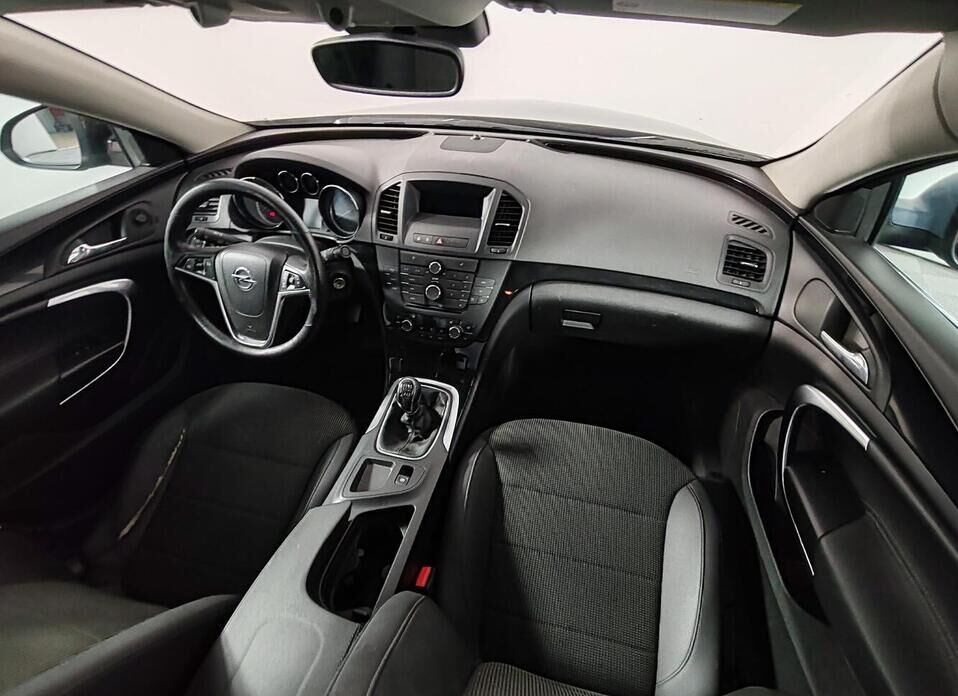 Opel Insignia, I 1.6 MT (180 л.с.)
