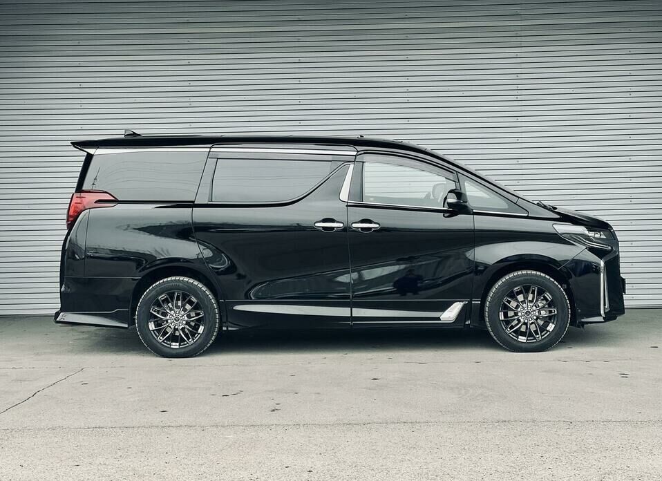 Toyota Alphard 3.5 AT (300 л.с.) 4WD