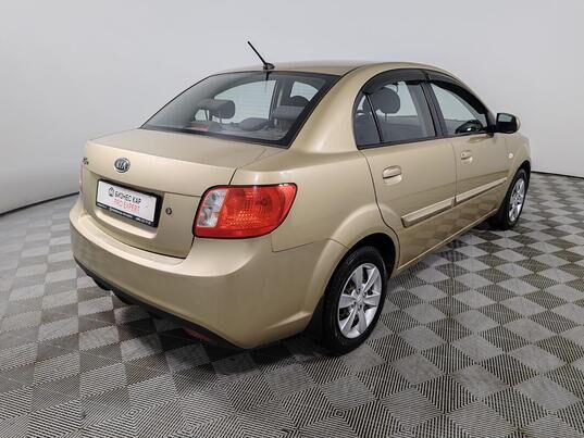 Kia Rio, 2010&nbsp;г., 179&nbsp;393&nbsp;км