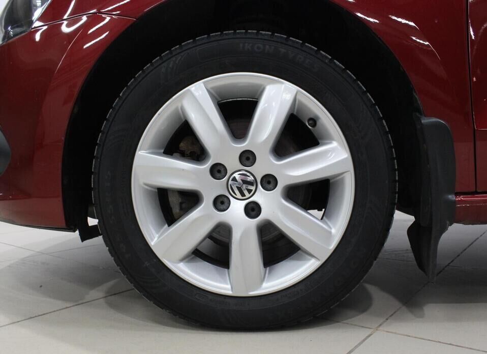 Volkswagen Polo, V 1.6 MT (105 л.с.)