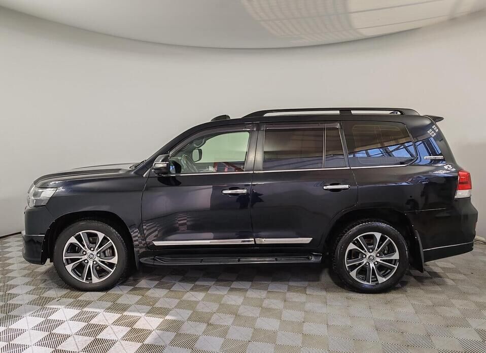 Toyota Land Cruiser, 200 Series Рестайлинг 2 4.5d AT (249 л.с.) 4WD